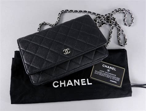 chanel wallet with chain